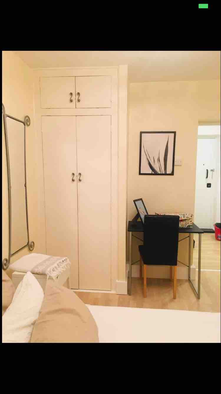  RoomsLocal image