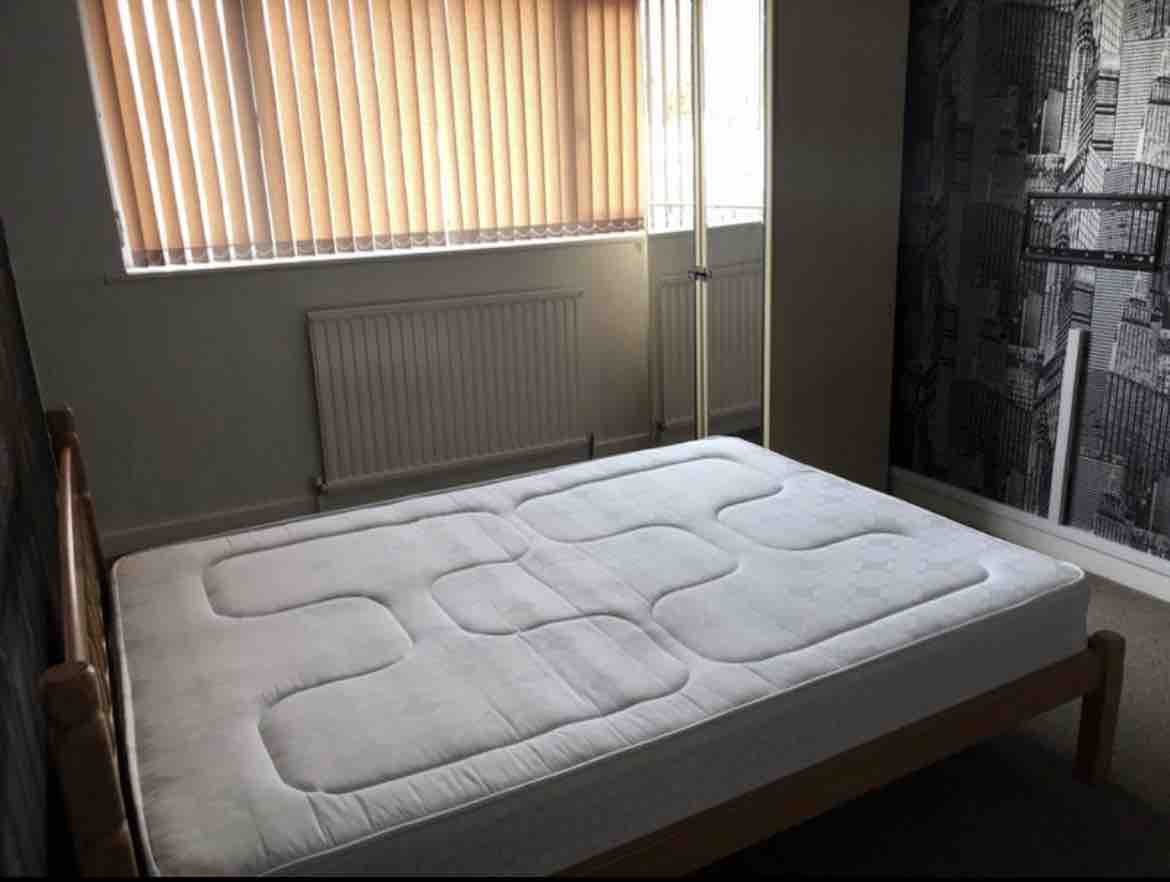 en-suite with walk in wardrobe RoomsLocal image