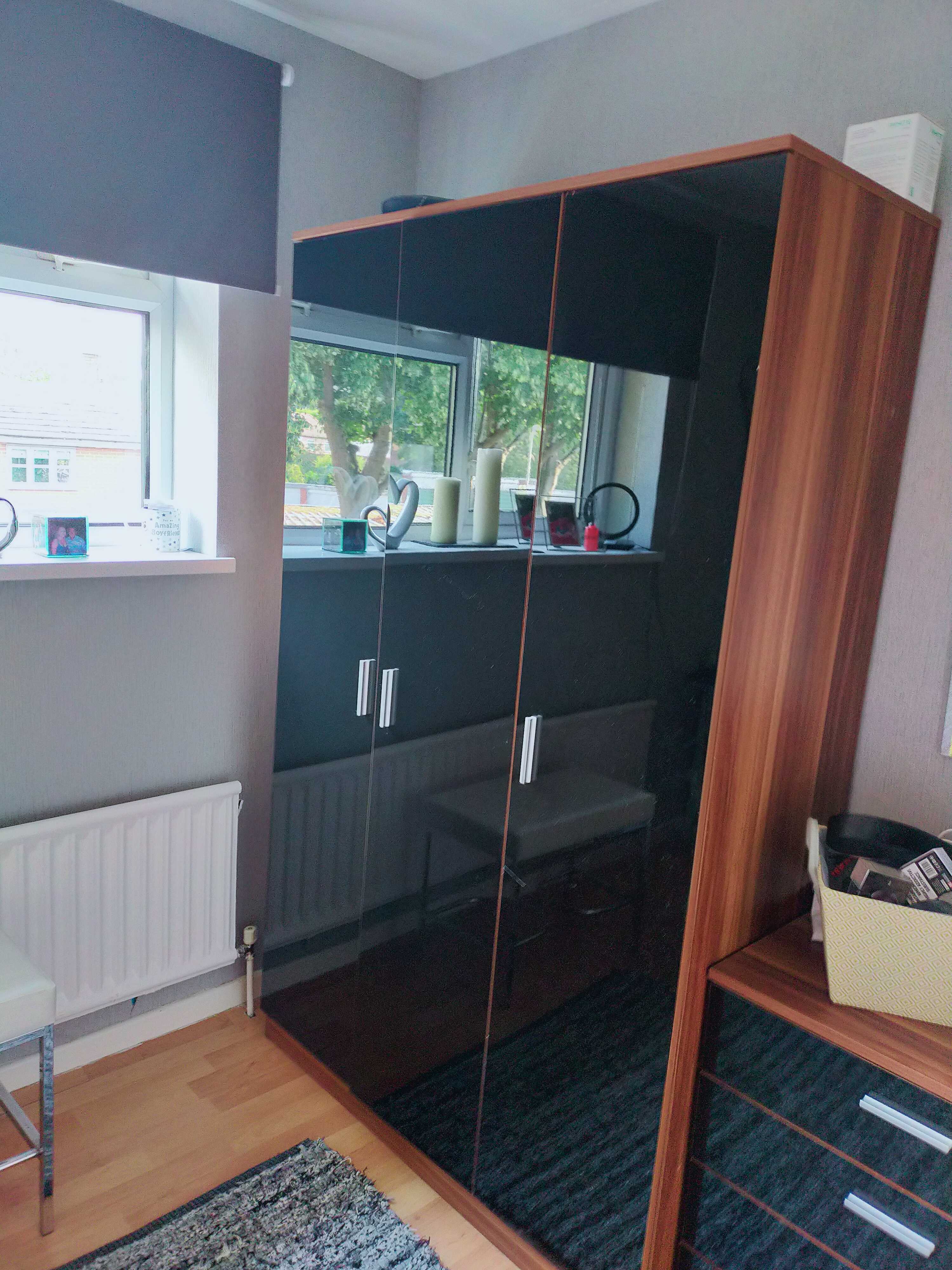1bedroom RoomsLocal image