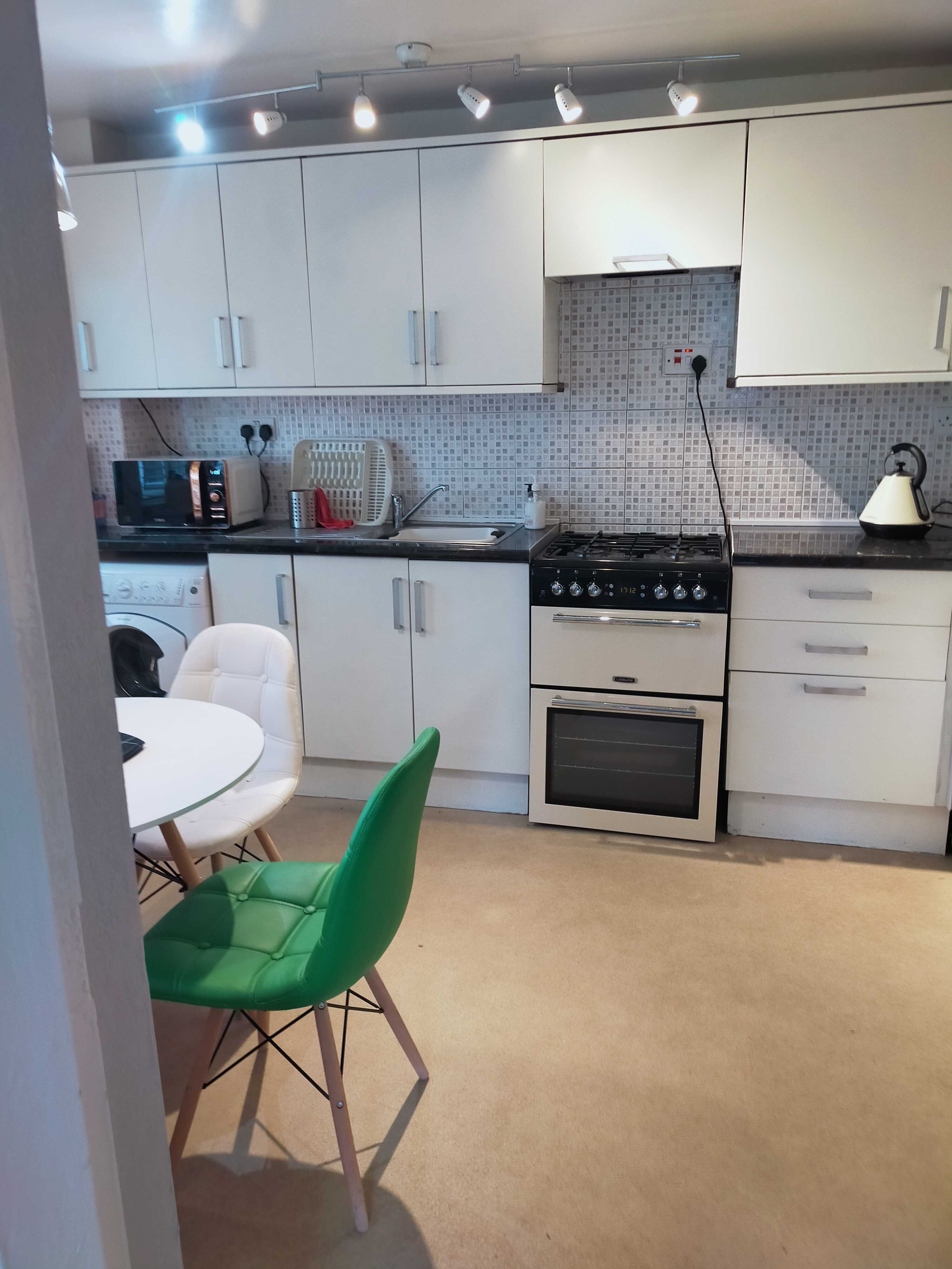 1bedroom RoomsLocal image