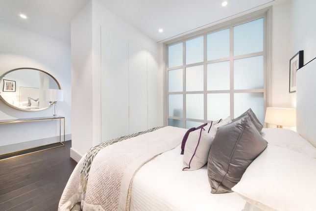 Stunning one bed flat for rent in  Greenwich RoomsLocal image