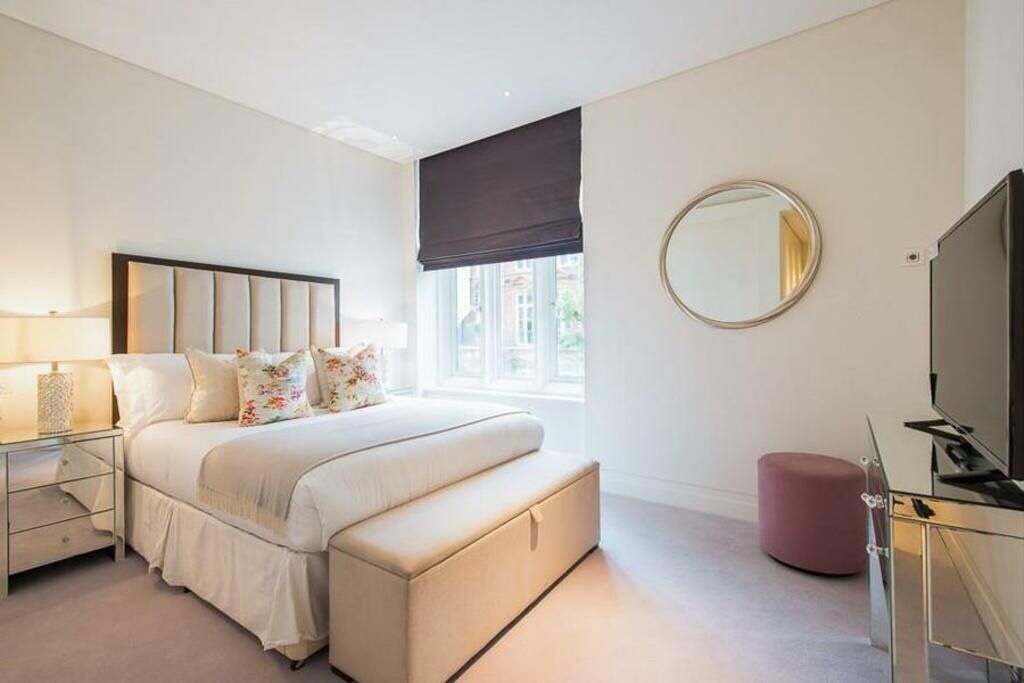 1 bedroom apartment, London RoomsLocal image