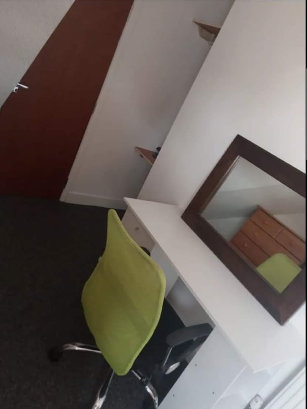 Double room in friendly shared house RoomsLocal image
