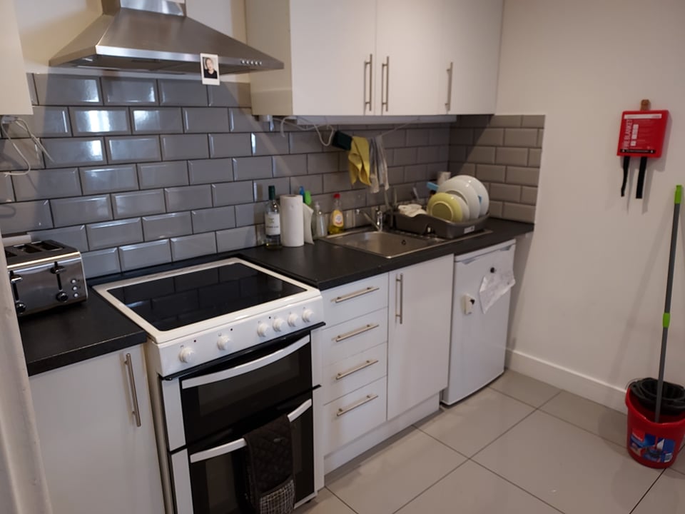 Double room in friendly shared house RoomsLocal image